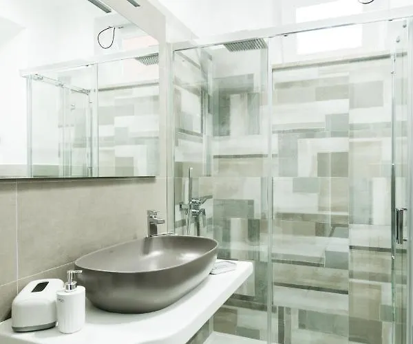 Le Isole Di Anita Lipari (Isola Lipari)