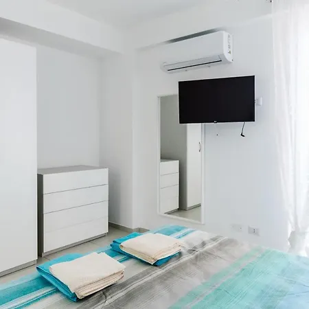 Le Isole Di Anita Lipari (Isola Lipari)